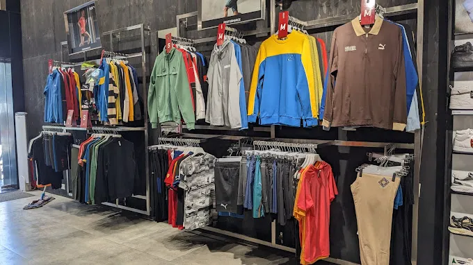 PUMA Store